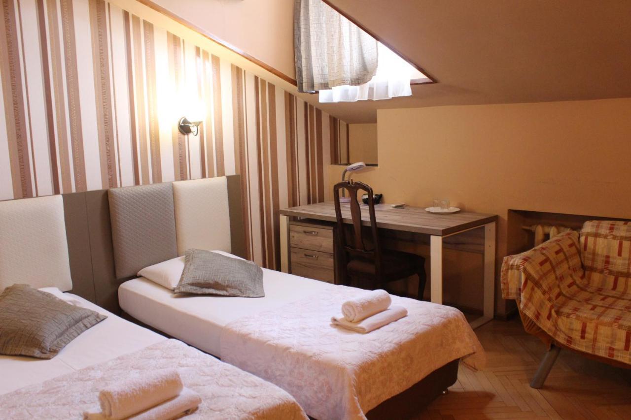 Georgian House Hotell Tbilisi Exteriör bild