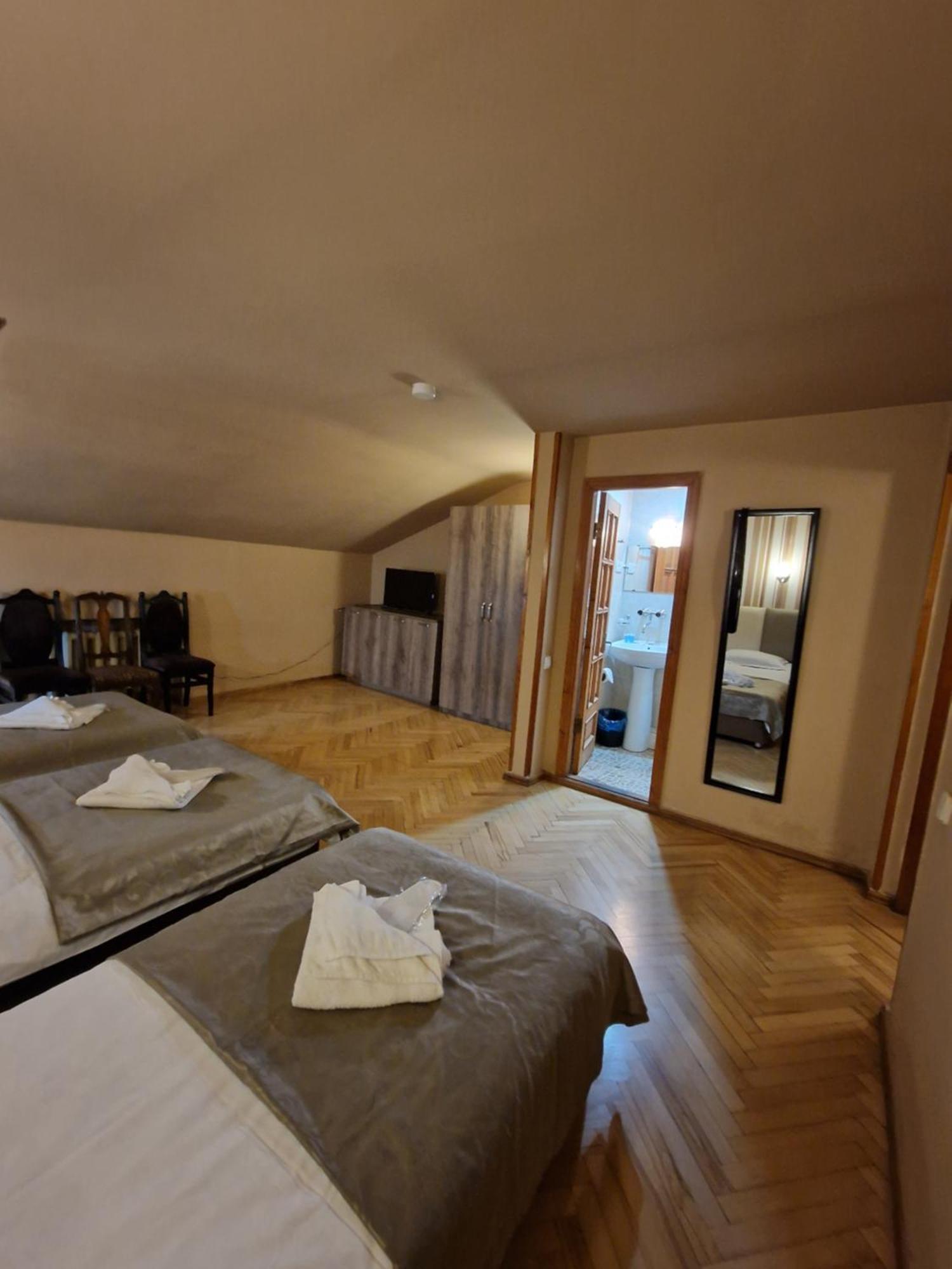 Georgian House Hotell Tbilisi Exteriör bild