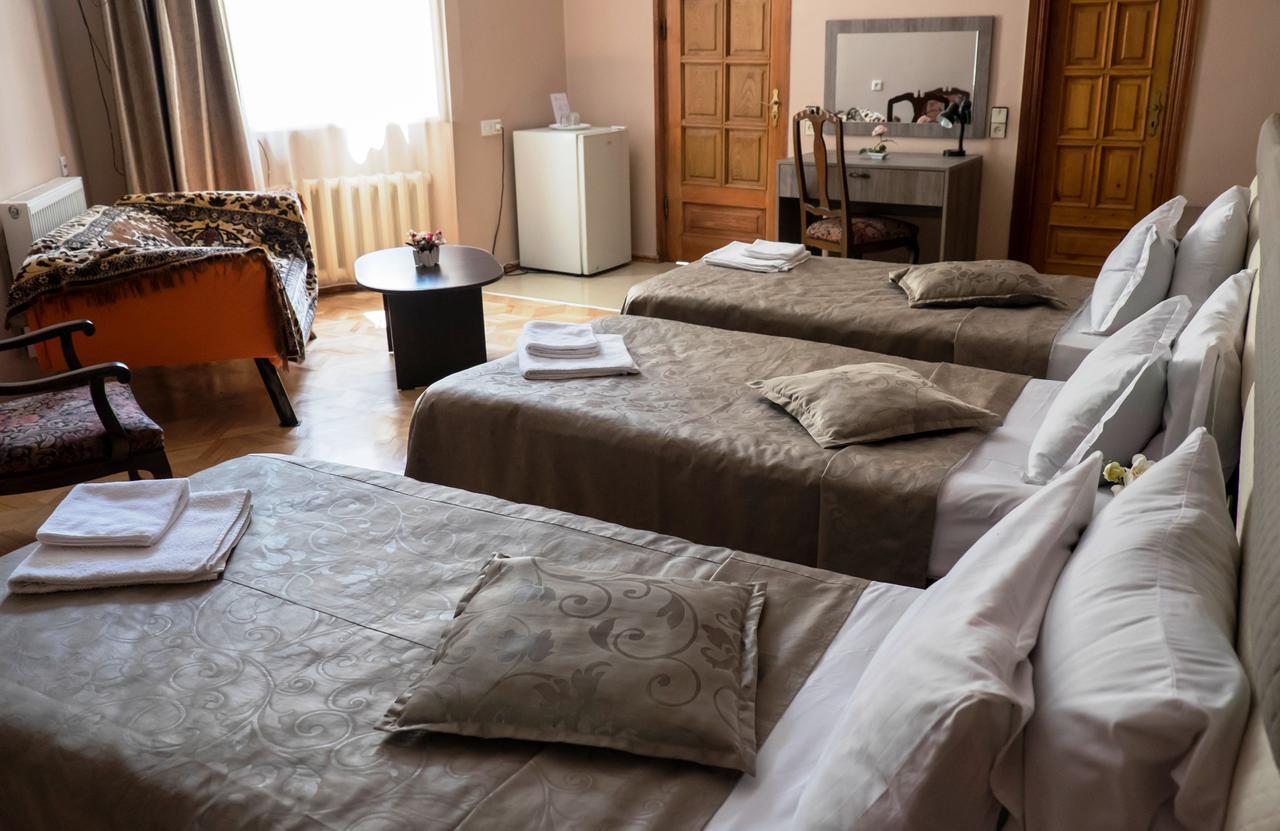 Georgian House Hotell Tbilisi Exteriör bild